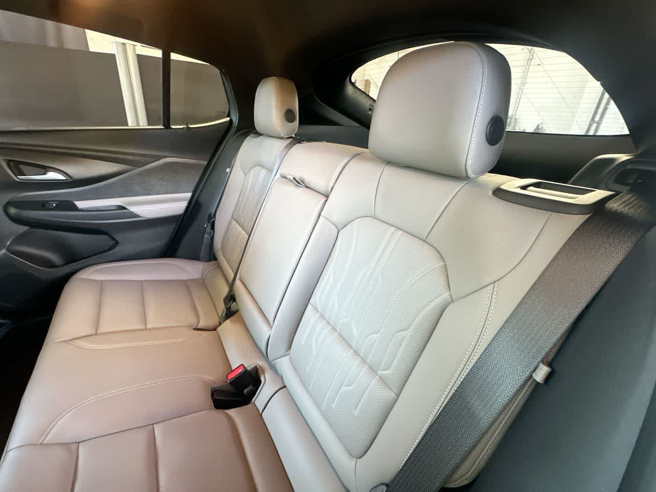 Used 2024 Buick Envista Avenir FWD image 22