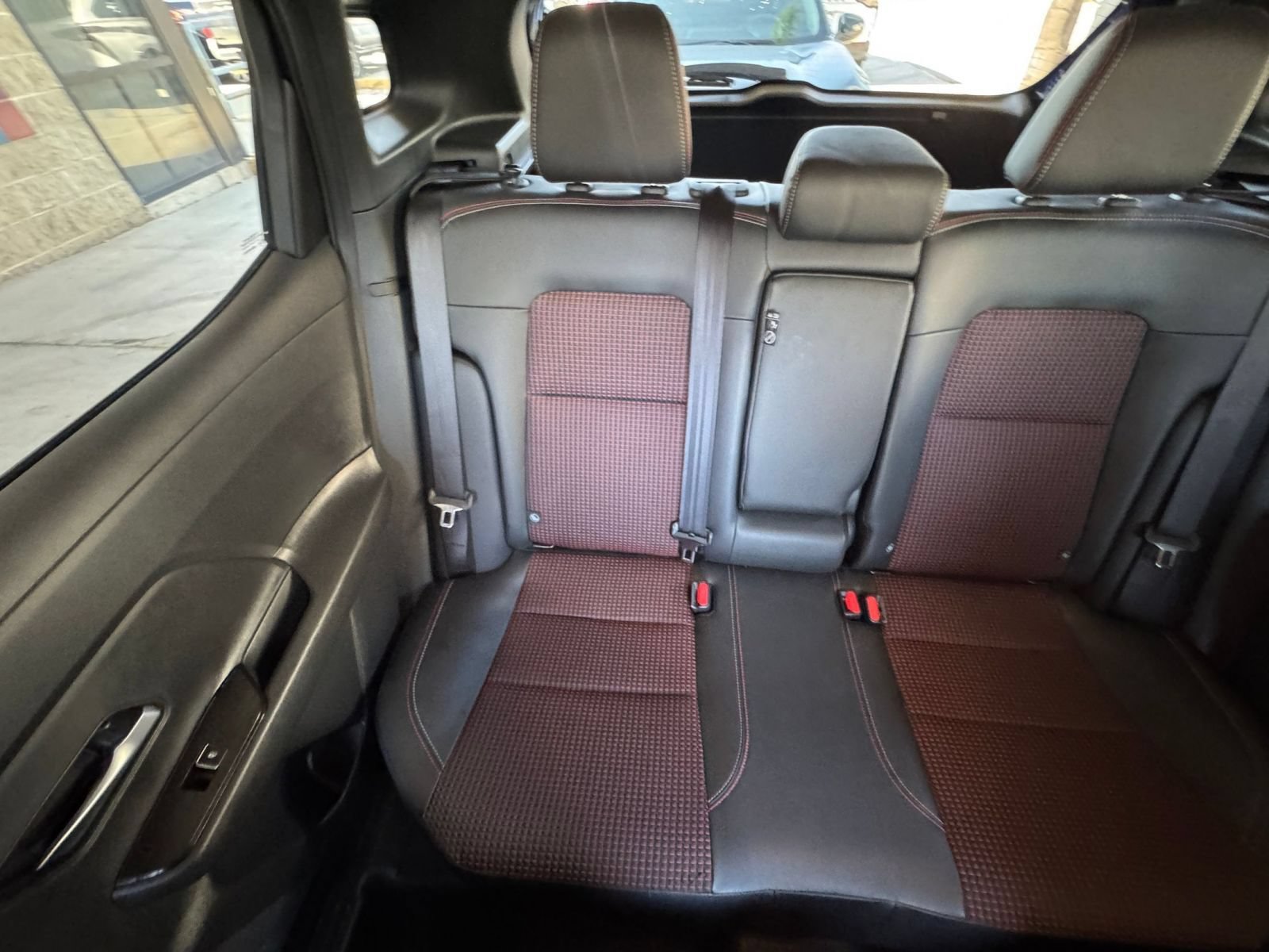 Used 2026 Nissan Kicks SR FWD image 38