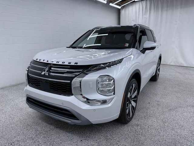 Used 2025 Mitsubishi Outlander SEL AWD/4WD image 5
