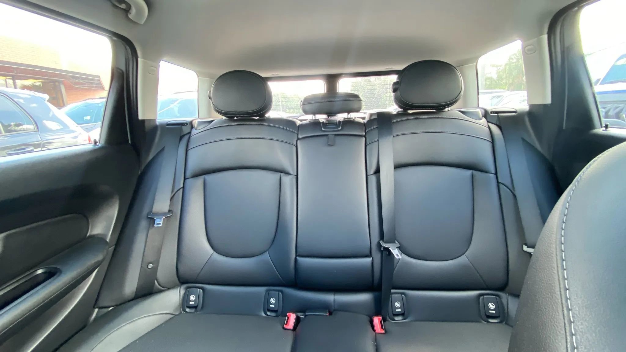 Used 2016 MINI Cooper Clubman image 20