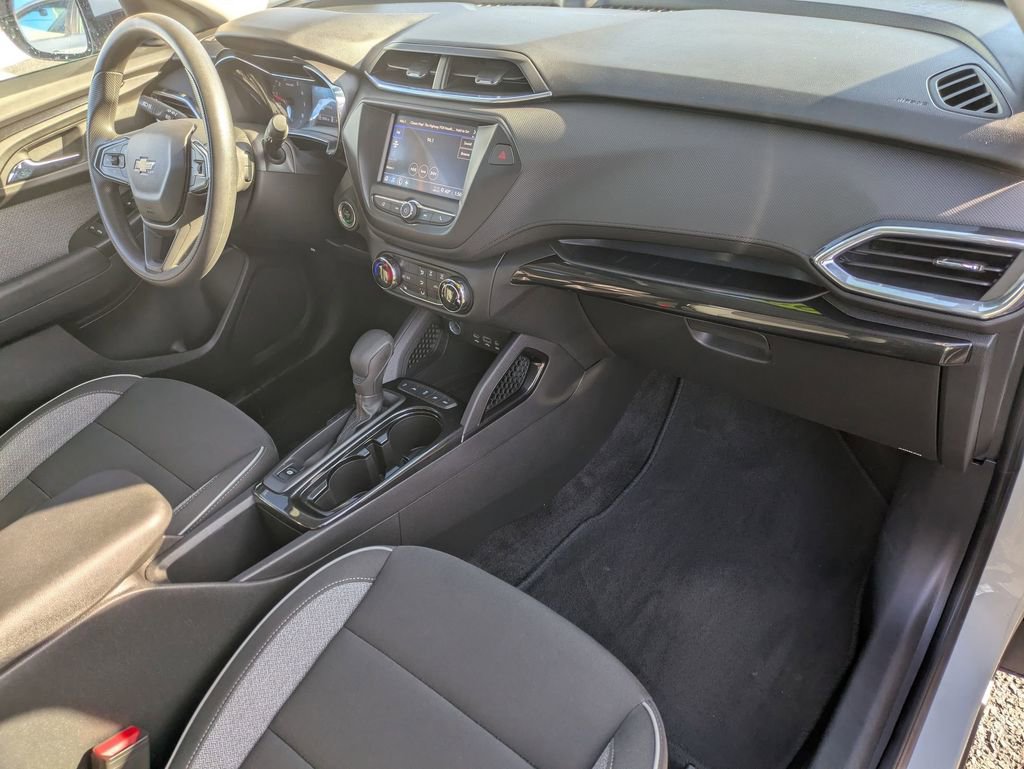 Used 2022 Chevrolet TrailBlazer LT image 23