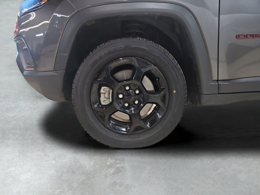 Used 2023 Jeep Compass Trailhawk image 27