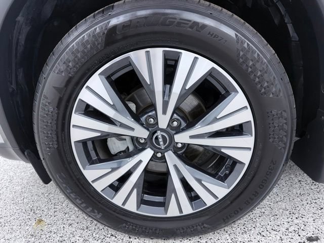 Used 2022 Nissan Rogue SV FWD image 13