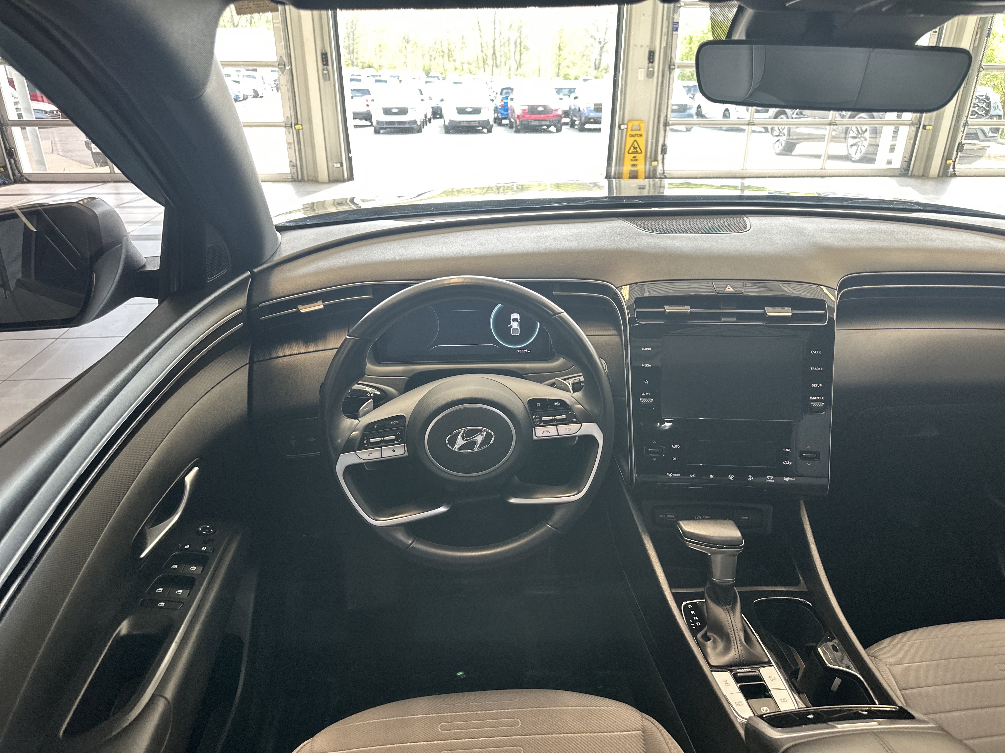 Used 2022 Hyundai Santa Cruz SEL Premium AWD/4WD image 2