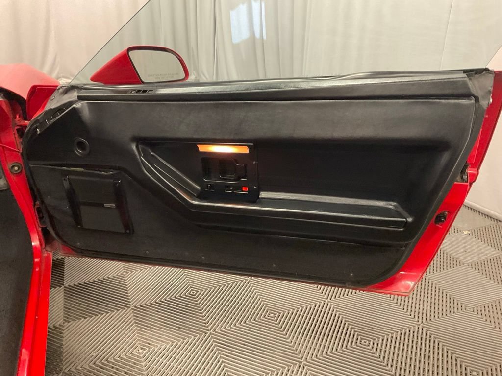 Used 1989 Chevrolet Corvette Coupe RWD image 19