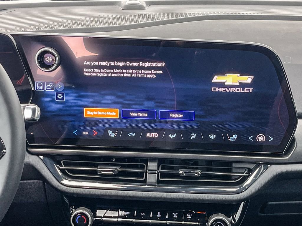 New 2026 Chevrolet Equinox EV RS image 13