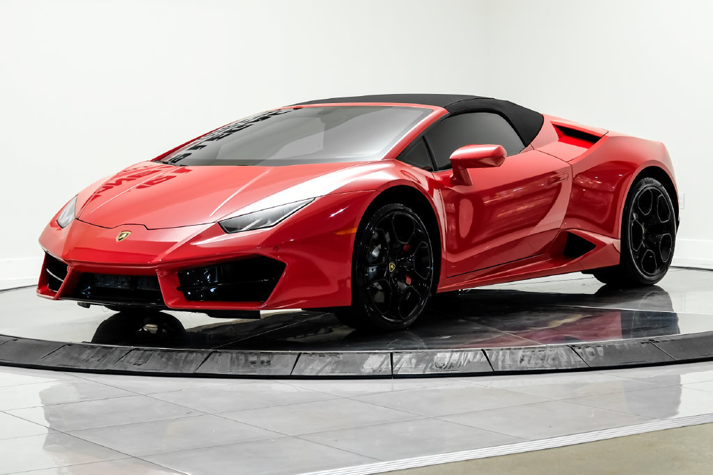 Used 2018 Lamborghini Huracan LP 580-2 RWD image 2
