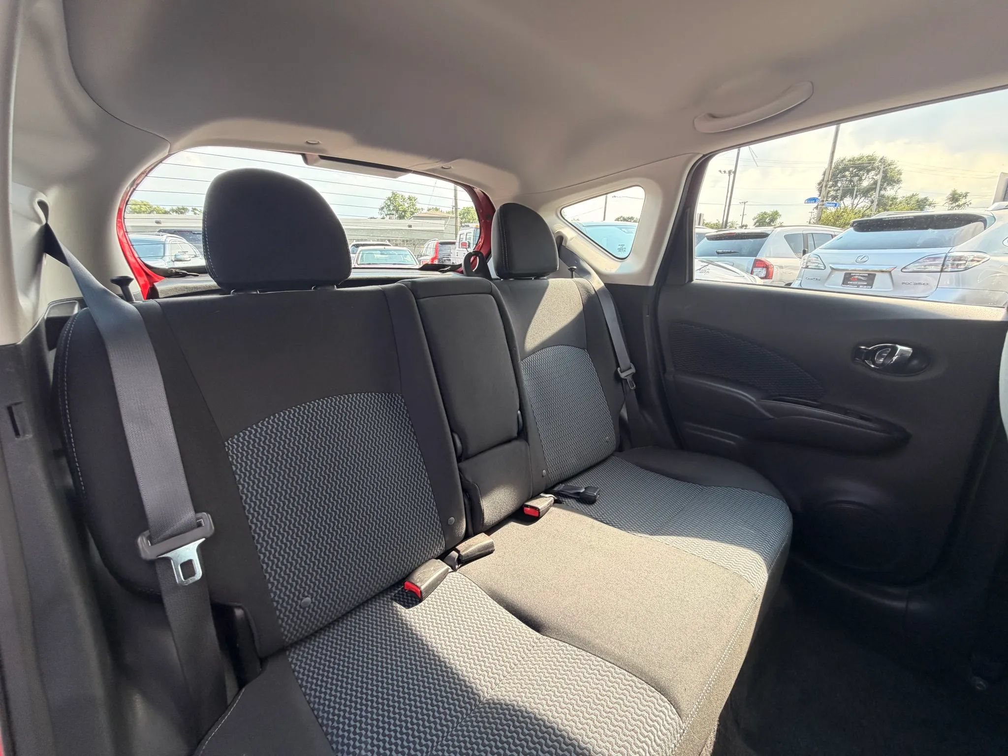 Used 2015 Nissan Versa Note FWD image 25
