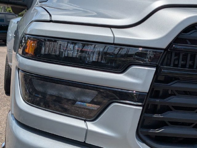 New 2026 RAM 3500 Big Horn AWD/4WD image 10