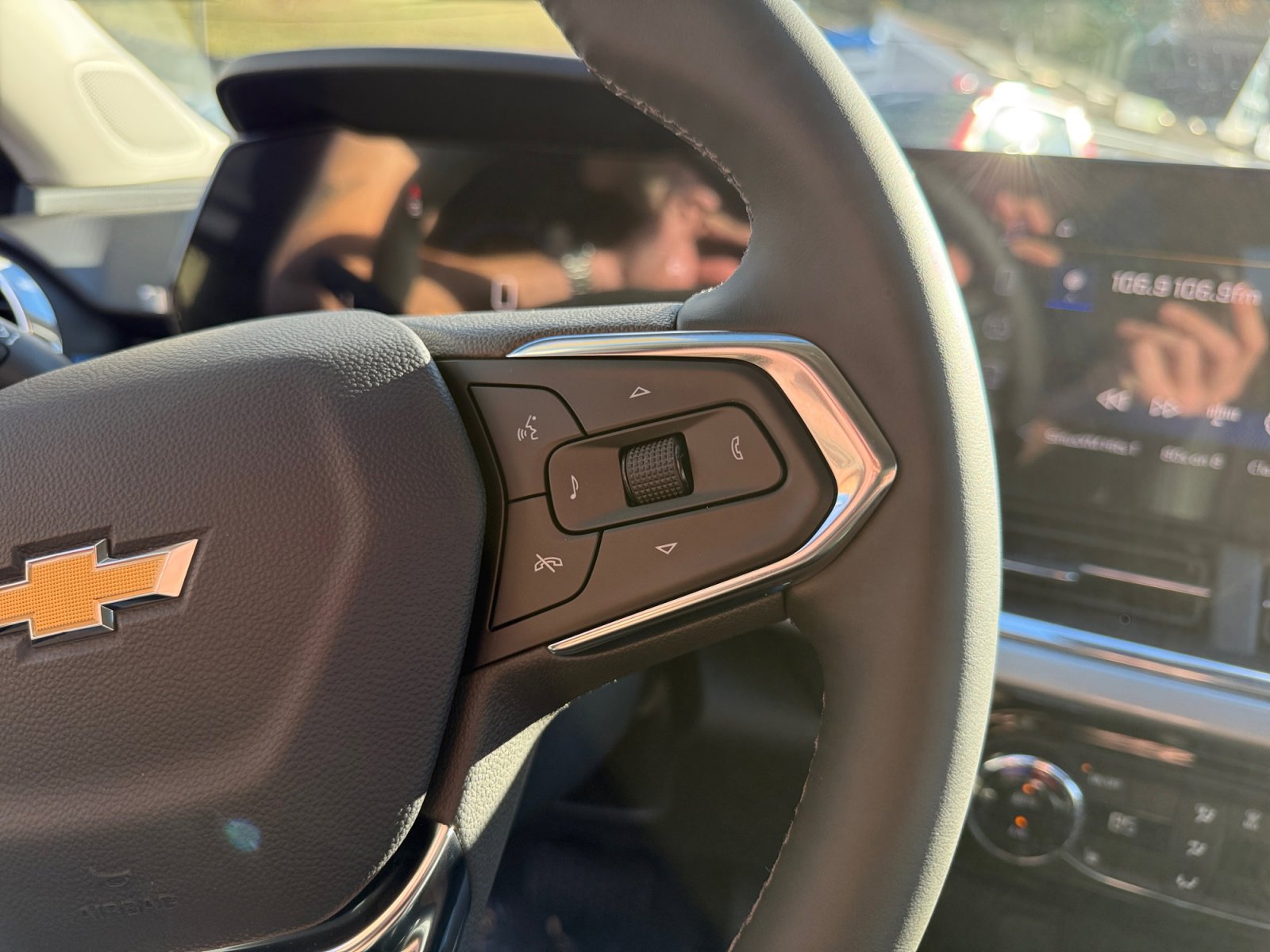 New 2026 Chevrolet Trax LT w/ Driver Confidence Package FWD image 20