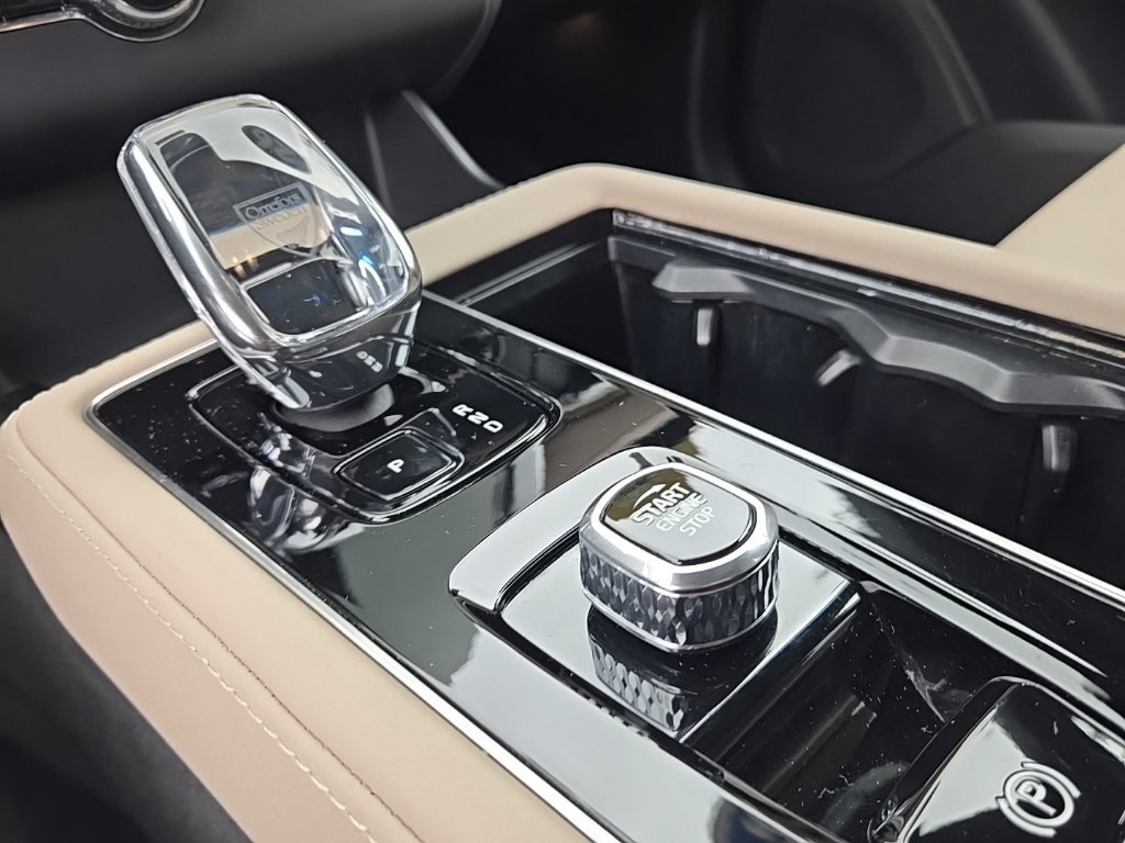 Certified 2026 Volvo XC90 B6 Plus AWD/4WD image 20