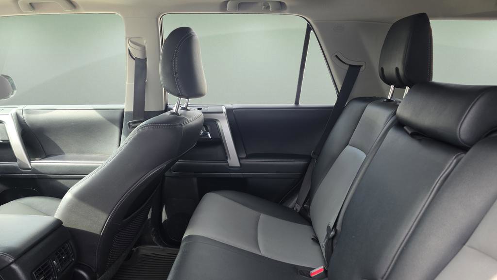 Used 2022 Toyota 4Runner SR5 Premium image 16