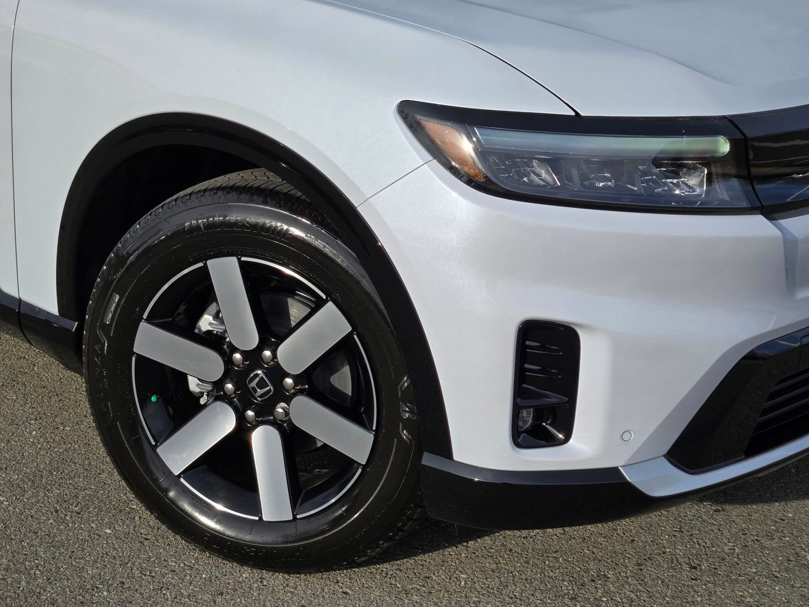 New 2026 Honda Prologue Touring image 9