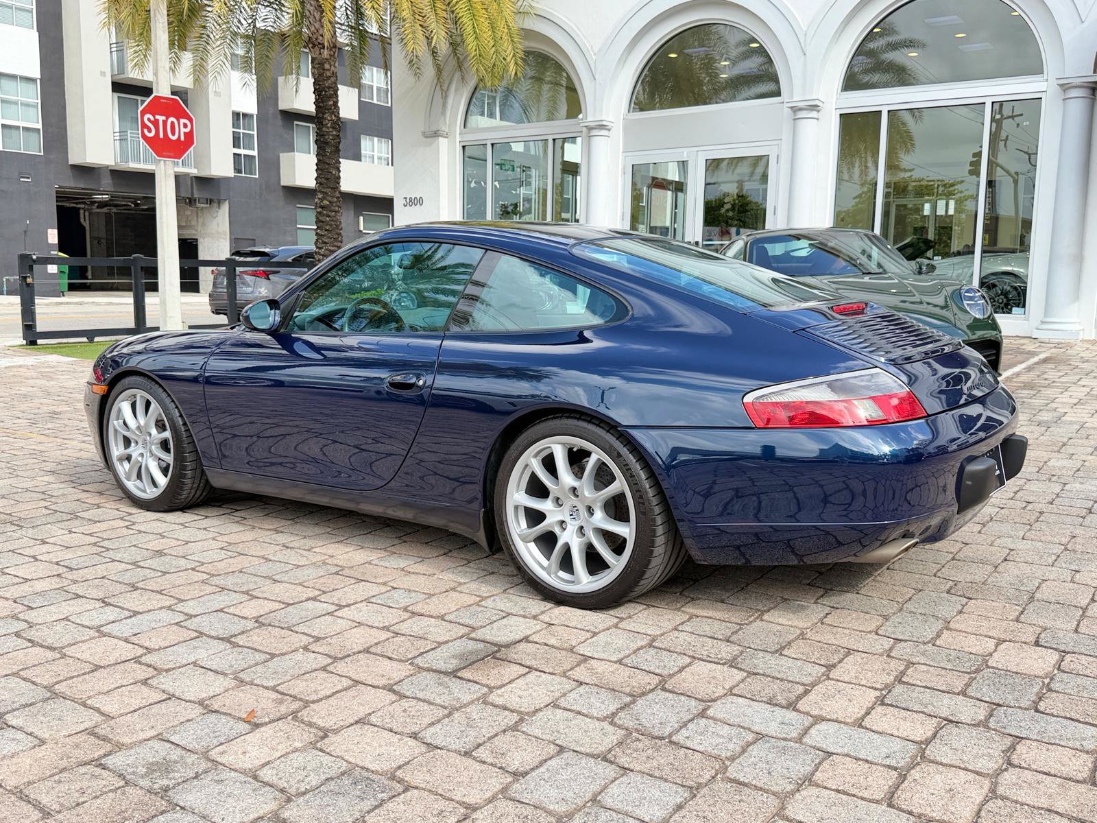 Used 2000 Porsche 911 Carrera RWD image 18