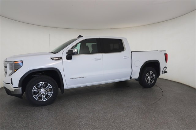 Used 2023 GMC Sierra 1500 SLE image 5