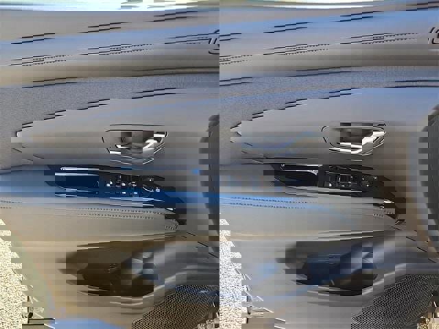 New 2025 Hyundai Santa Cruz Limited image 11