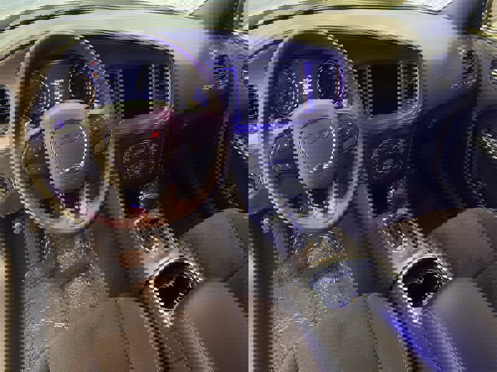 Used 2023 Dodge Charger R/T w/ Plus Group image 19