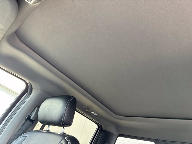 Used 2019 Ford F150 Lariat w/ Equipment Group 502A Luxury AWD/4WD image 27