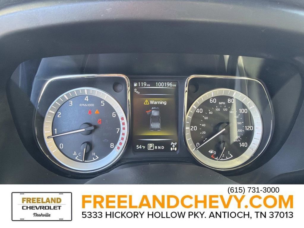 Used 2017 Nissan Titan SV image 35