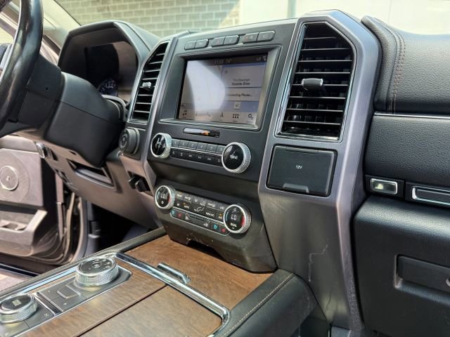 Used 2019 Ford Expedition Max Platinum AWD/4WD image 30