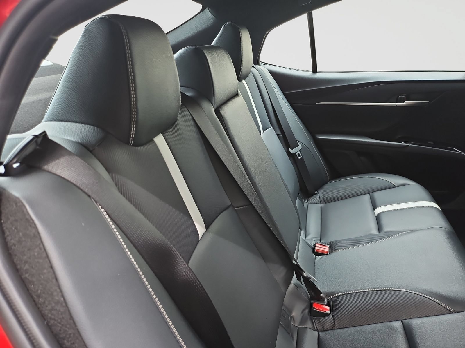 Used 2025 Toyota Camry SE FWD image 45