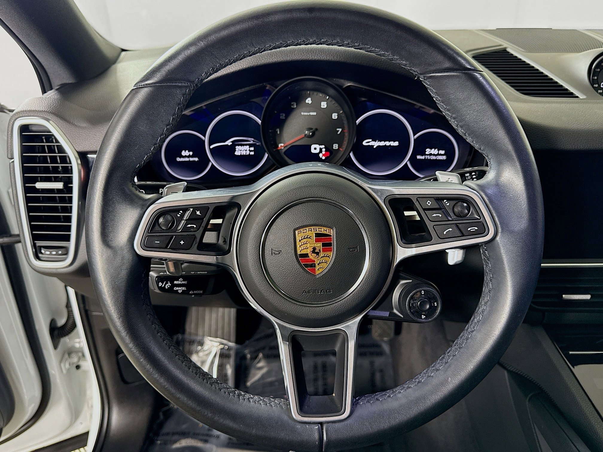 Certified 2022 Porsche Cayenne image 15