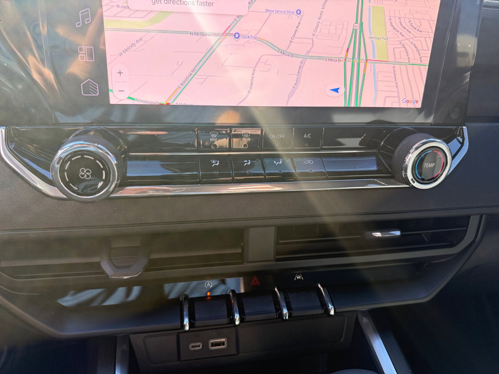 Used 2024 Chevrolet Colorado Trail Boss image 25