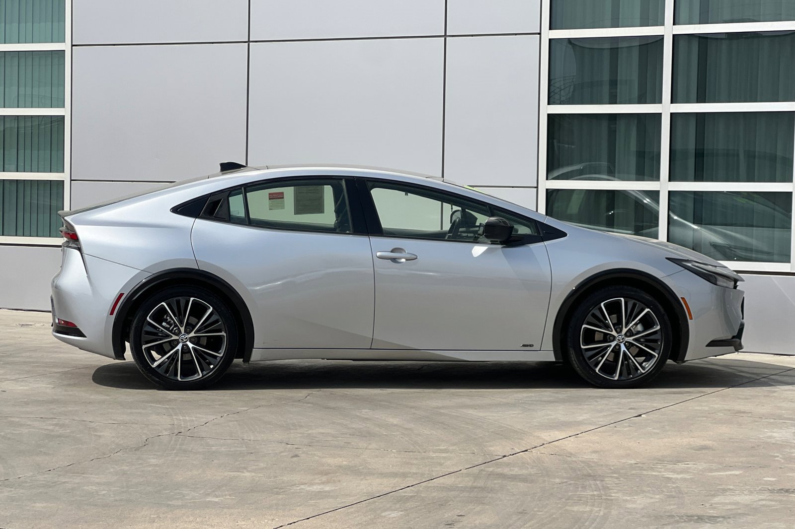 Certified 2024 Toyota Prius Limited image 3