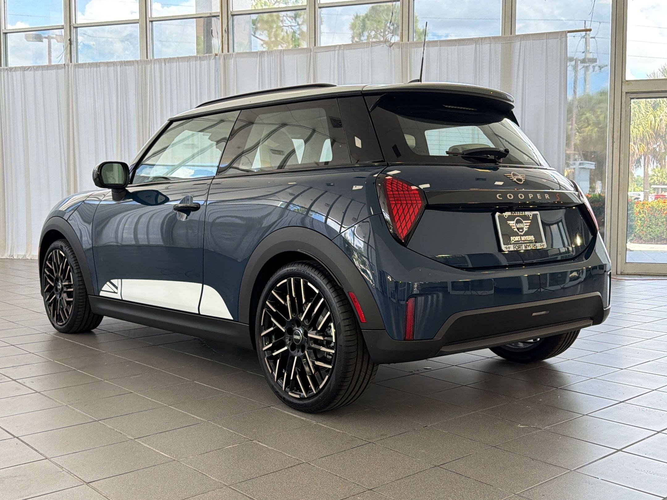 New 2026 MINI Cooper S FWD image 3