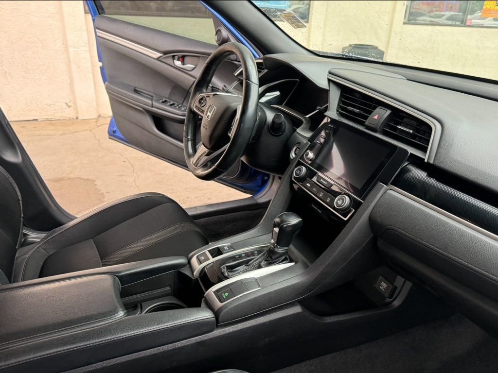 Used 2021 Honda Civic Sport image 17