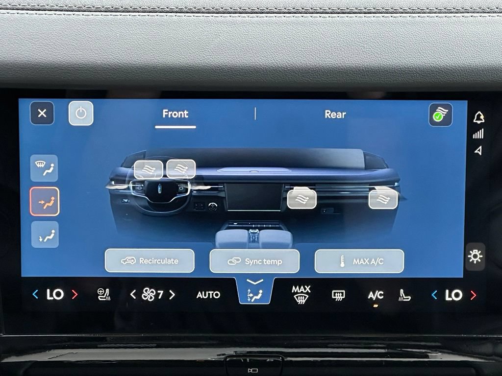 New 2027 Lincoln Navigator Reserve AWD/4WD image 15
