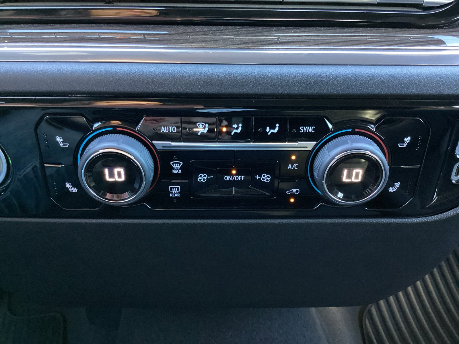 Certified 2023 Chevrolet Silverado 1500 LT image 23