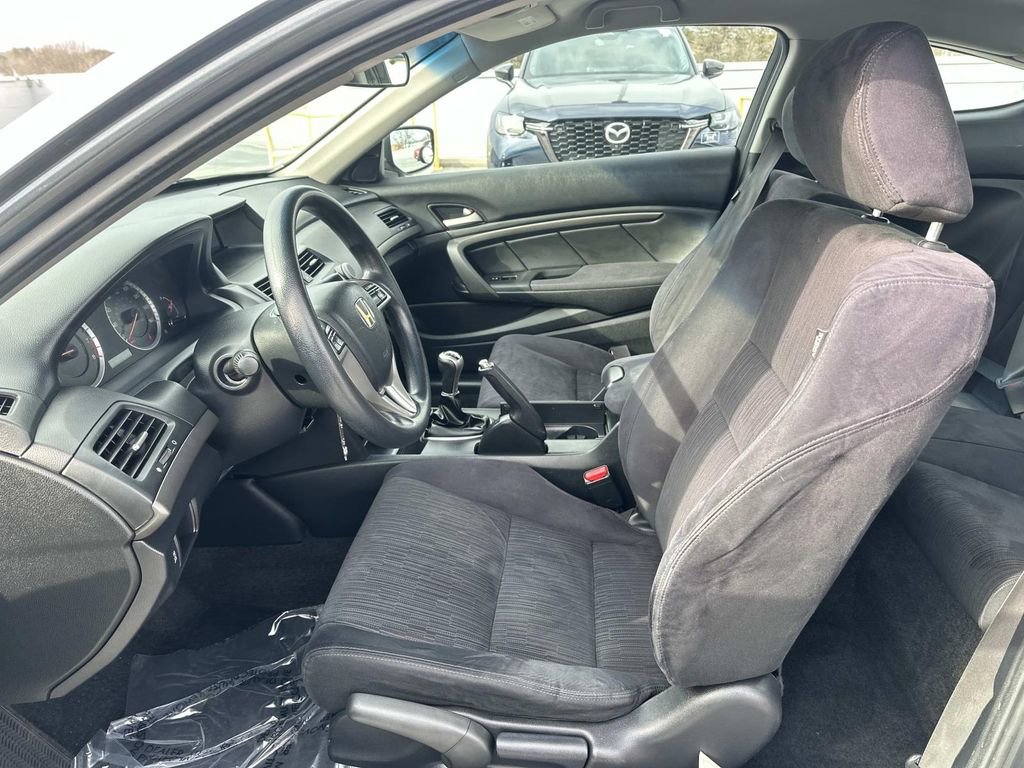 Used 2011 Honda Accord LX-S image 24