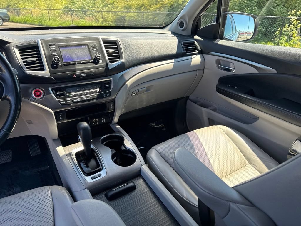 Used 2019 Honda Ridgeline RTL image 10