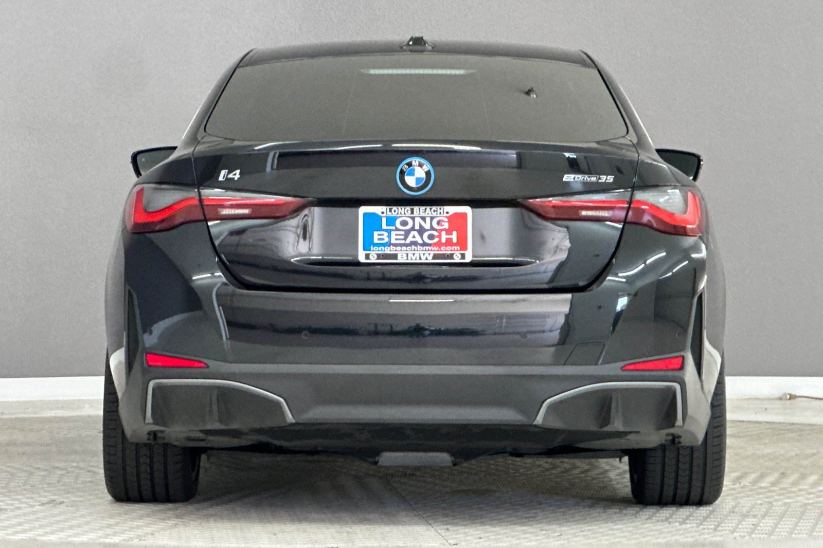 Certified 2023 BMW i4 eDrive35 RWD image 9