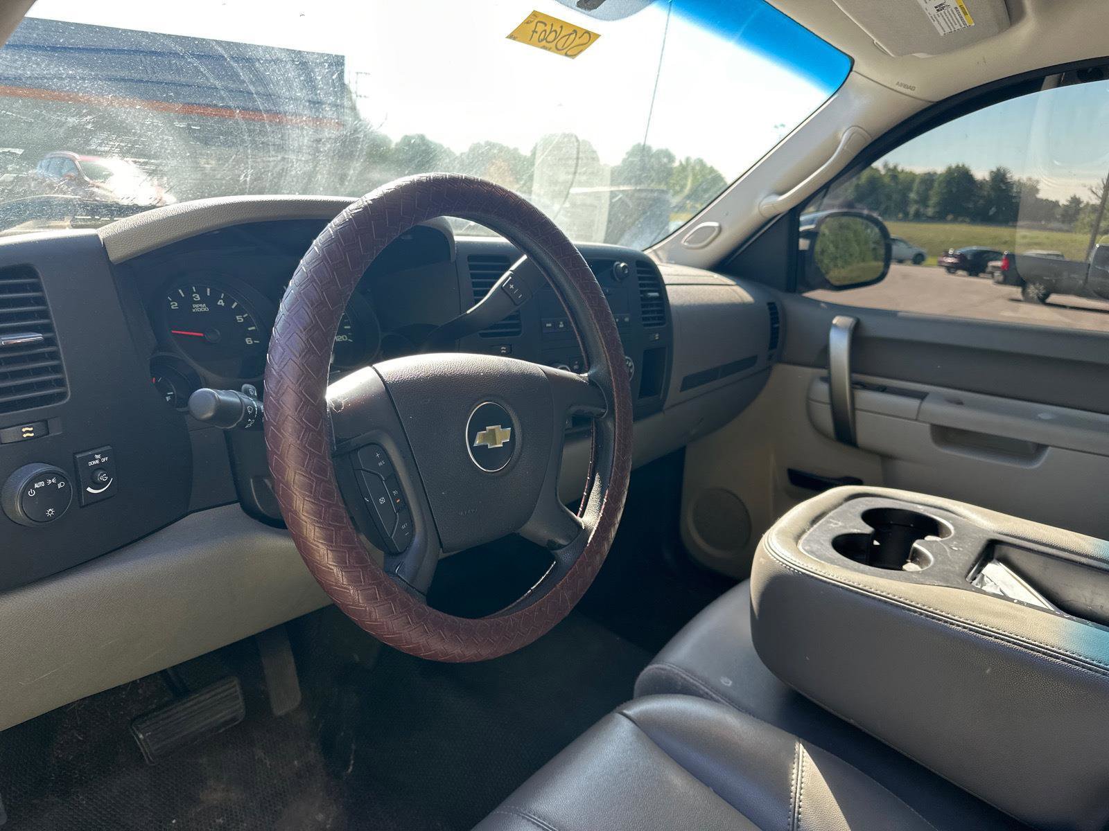 Used 2012 Chevrolet Silverado 1500 W/T RWD image 8