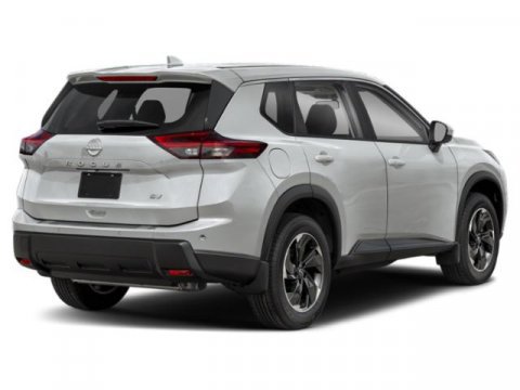 Used 2024 Nissan Rogue SV image 2