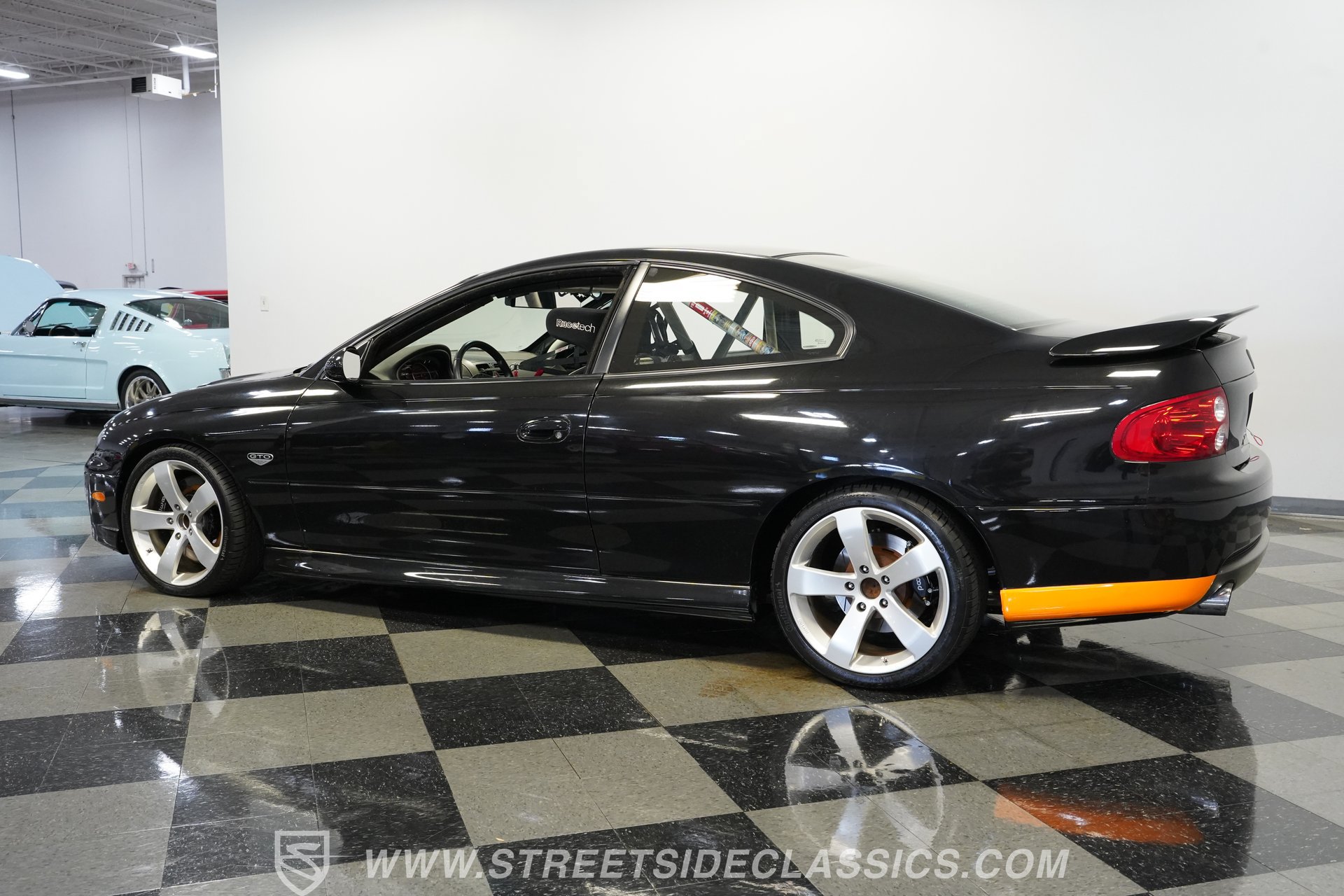 Used 2005 Pontiac GTO RWD image 9
