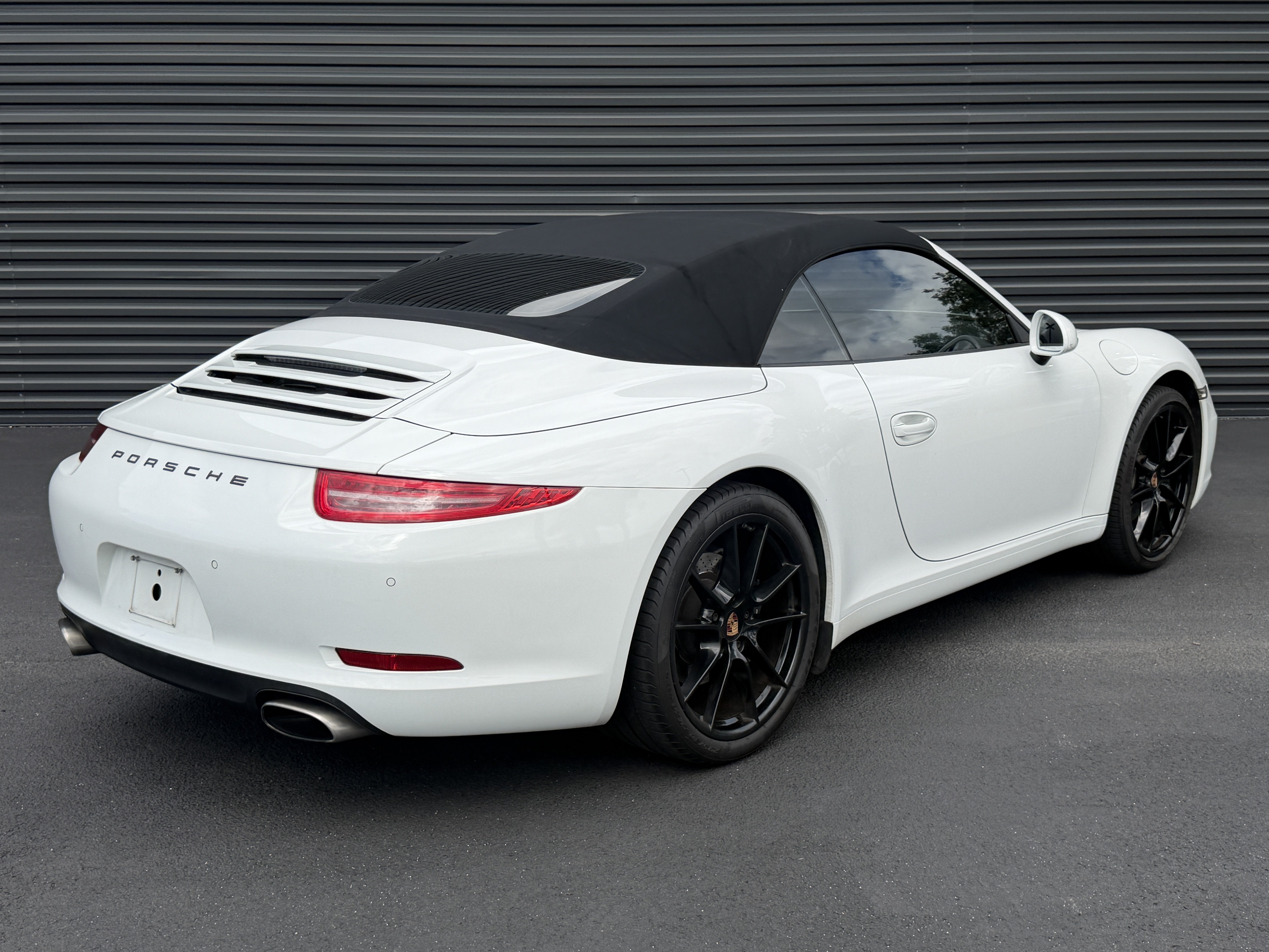 Used 2014 Porsche 911 Carrera RWD image 9