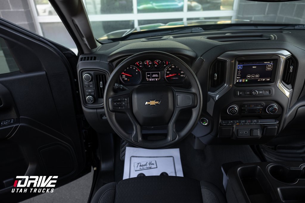 Used 2022 Chevrolet Silverado 1500 Custom image 25