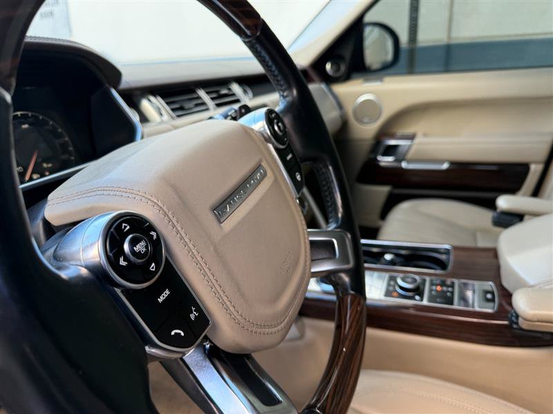 Used 2014 Land Rover Range Rover Supercharged AWD/4WD image 31