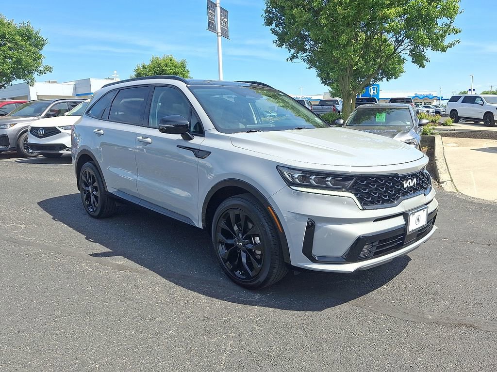 Used 2023 Kia Sorento SX FWD image 3