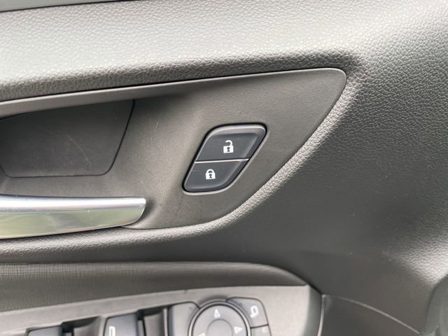 Used 2025 Buick Envista Preferred w/ Convenience I Package image 12