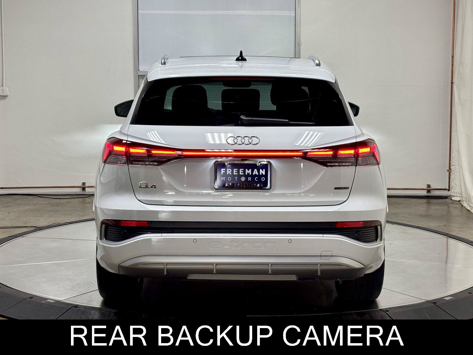 Used 2024 Audi Q4 e-tron Premium Plus w/ Premium Plus AWD/4WD image 8