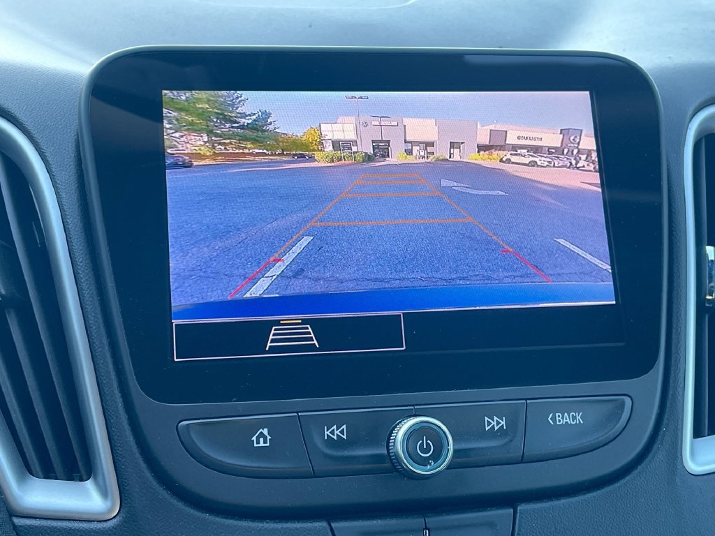 Used 2023 Chevrolet Malibu LS FWD image 26