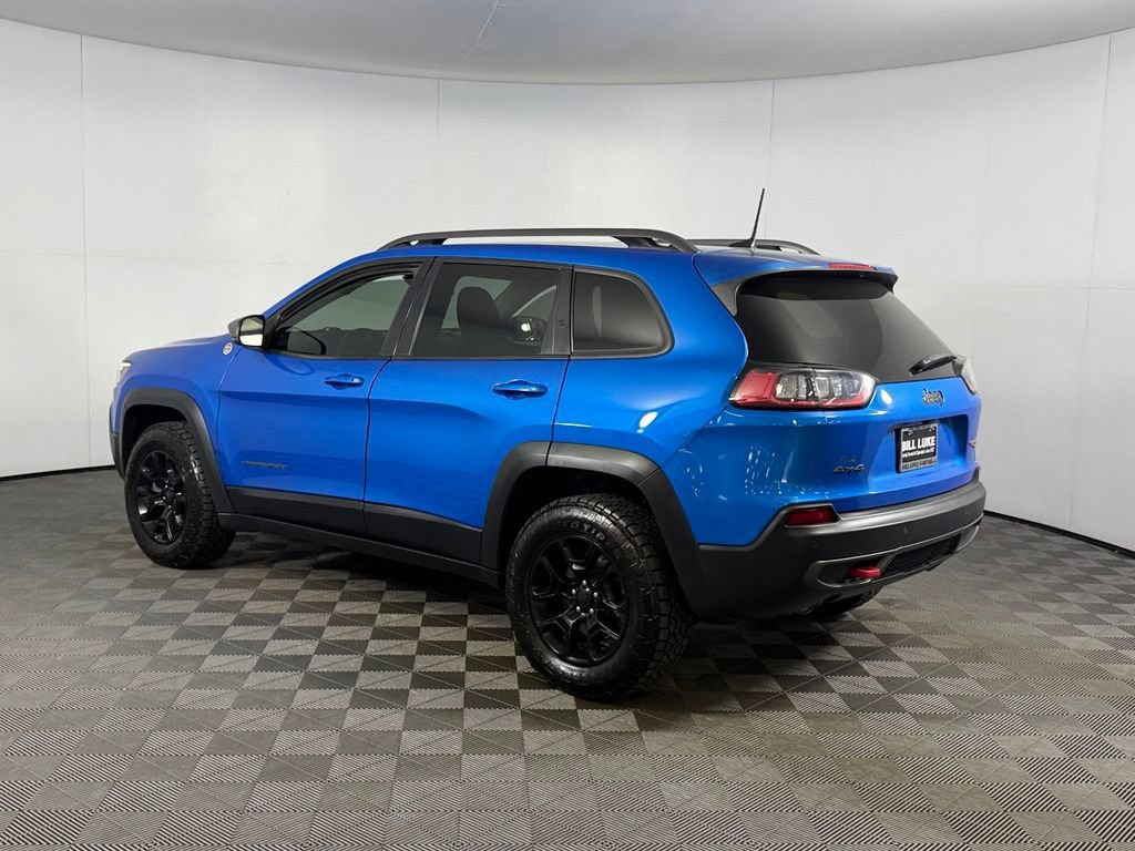 Used 2019 Jeep Cherokee Trailhawk w/ Cold Weather Group AWD/4WD image 9