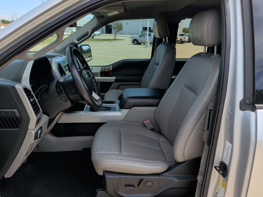 Used 2019 Ford F150 Lariat w/ Equipment Group 502A Luxury AWD/4WD image 13