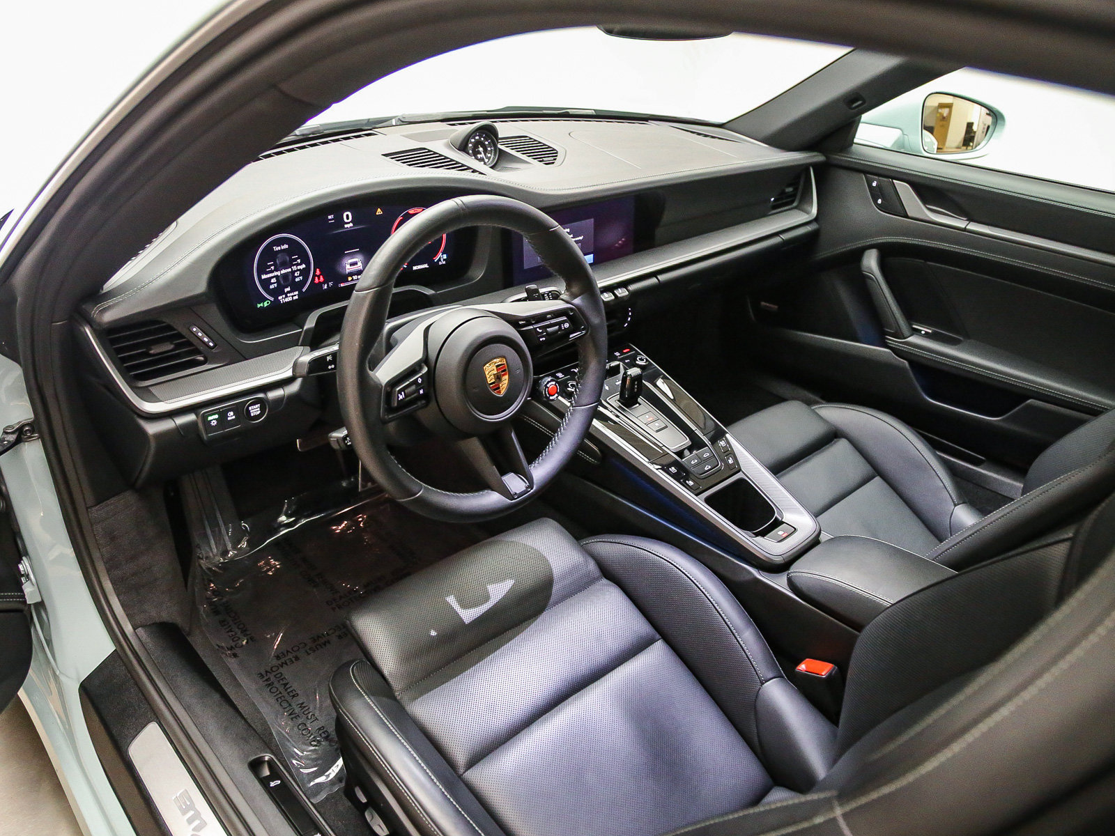 Certified 2025 Porsche 911 Carrera w/ Premium Package RWD image 16