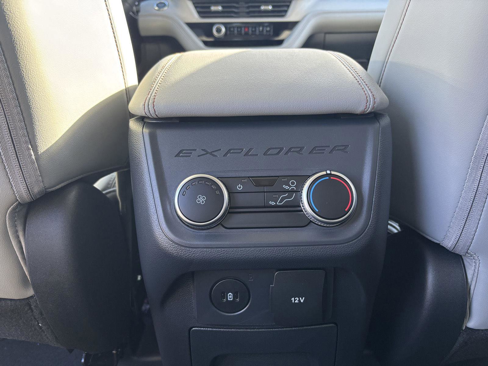 New 2026 Ford Explorer Active image 21