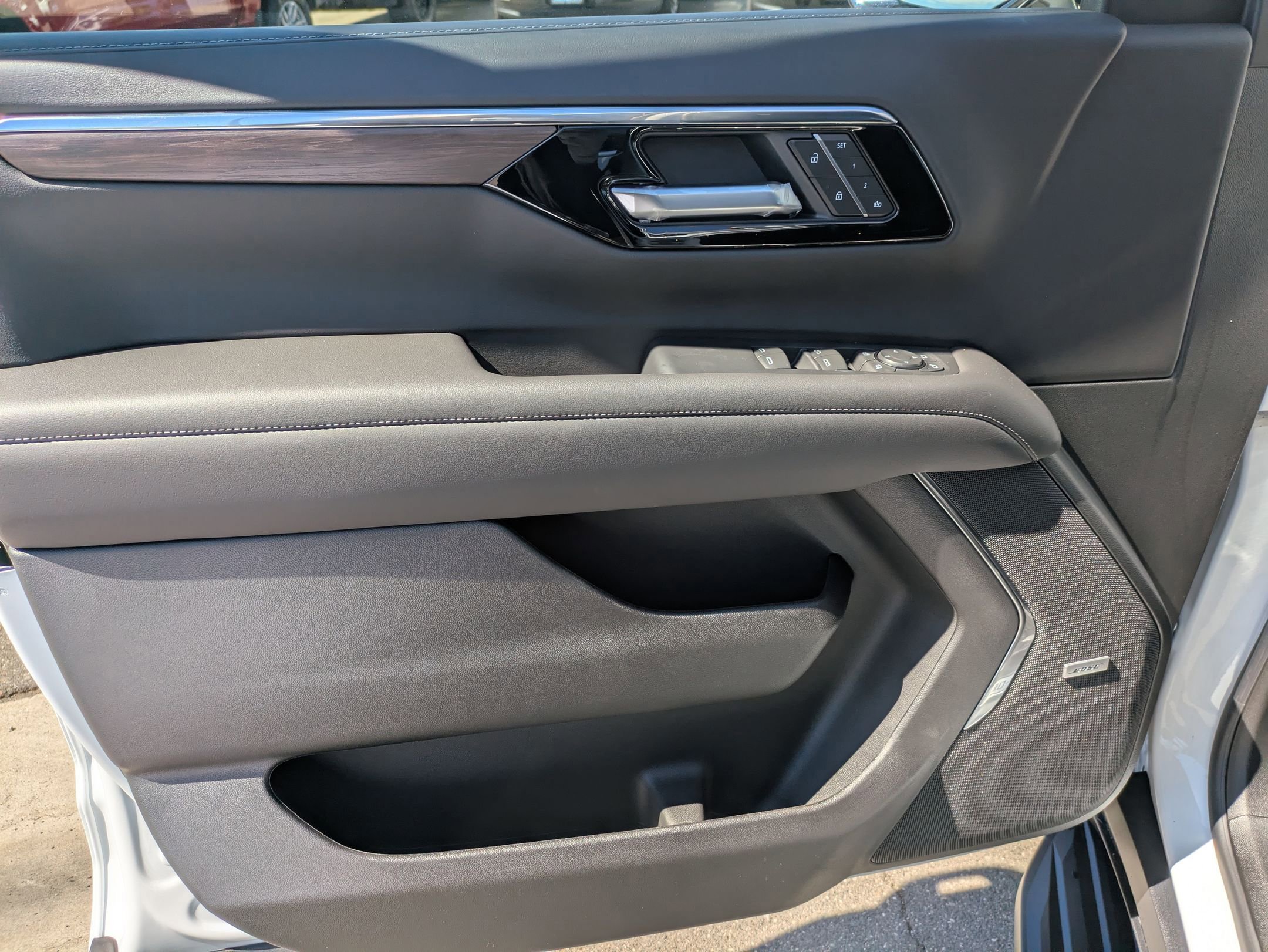 New 2026 Chevrolet Suburban LT w/ Comfort Package image 25